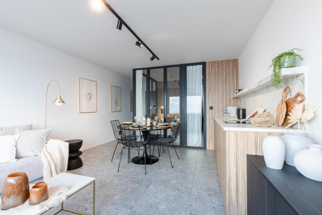 Wonderful Architect Designed Flat With Sea View Apartment ออสเทนด์ ภายนอก รูปภาพ